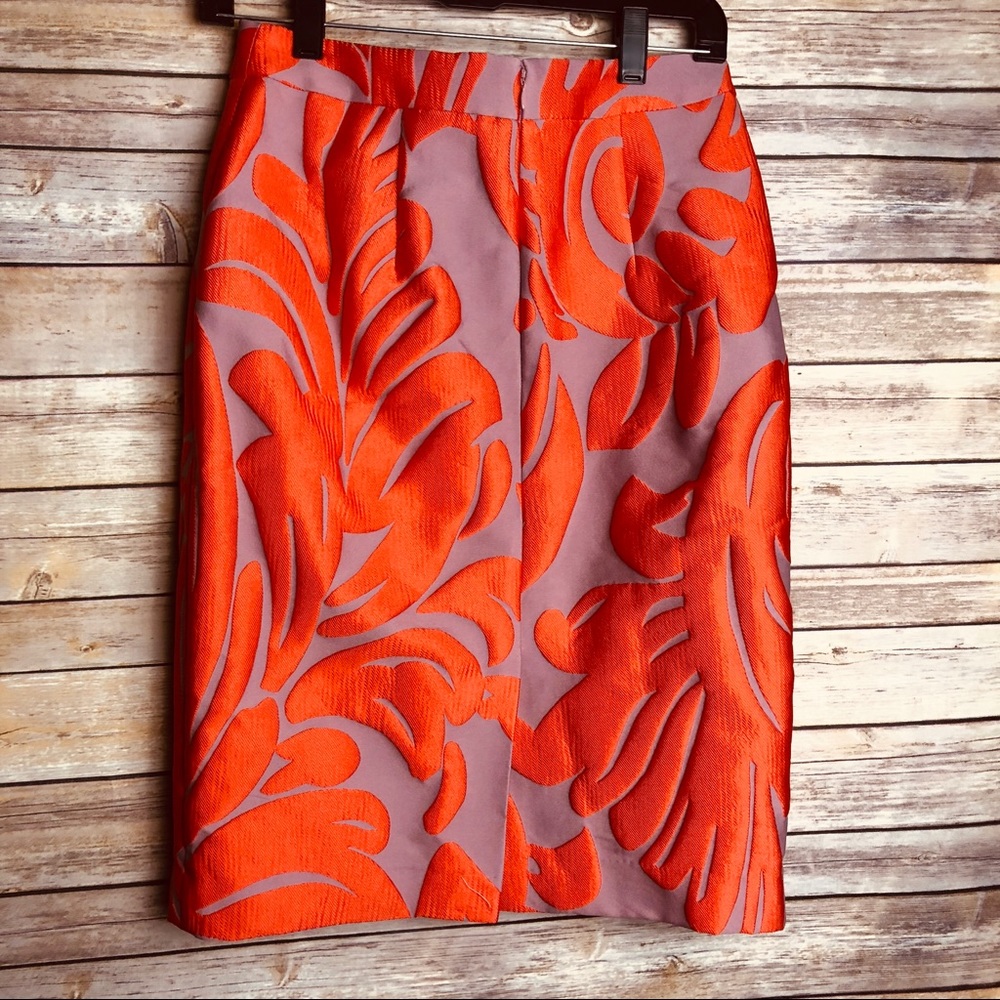 Ann Taylor luxe skirt size 4 - Picture 4 of 7